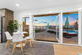 Upscale Resort House, Views, Saltwater Pool, Spa